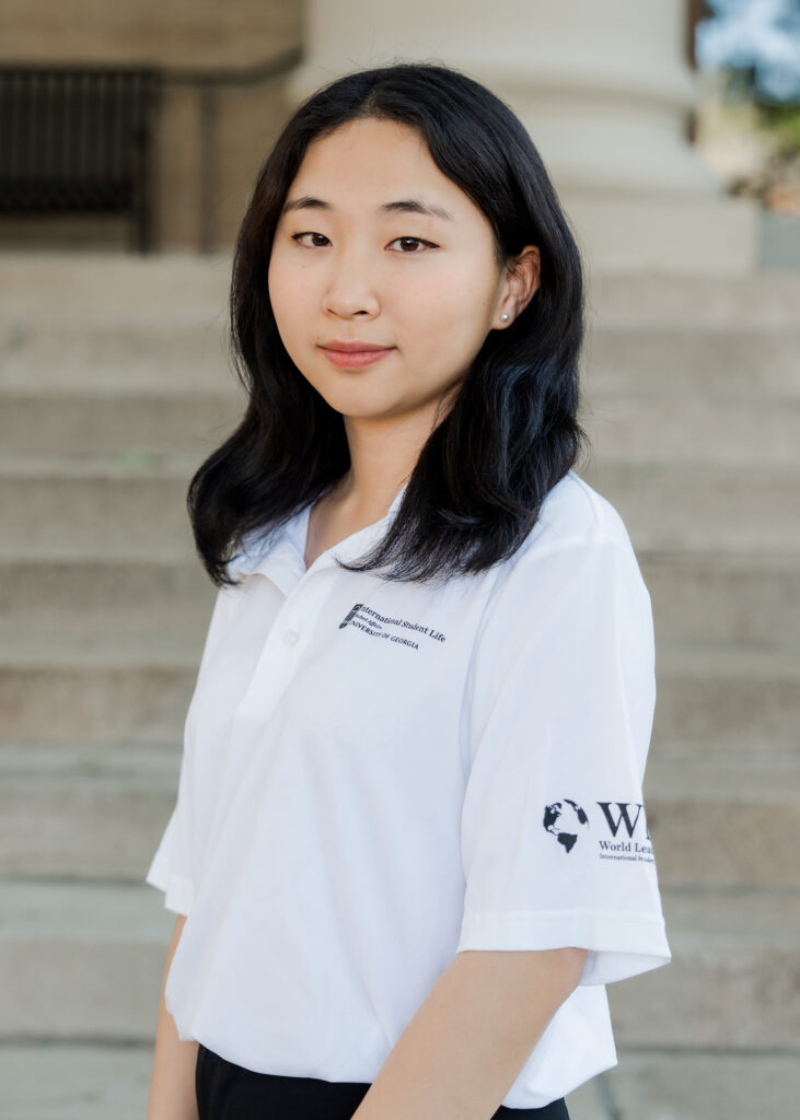 Chu Huang's portrait.