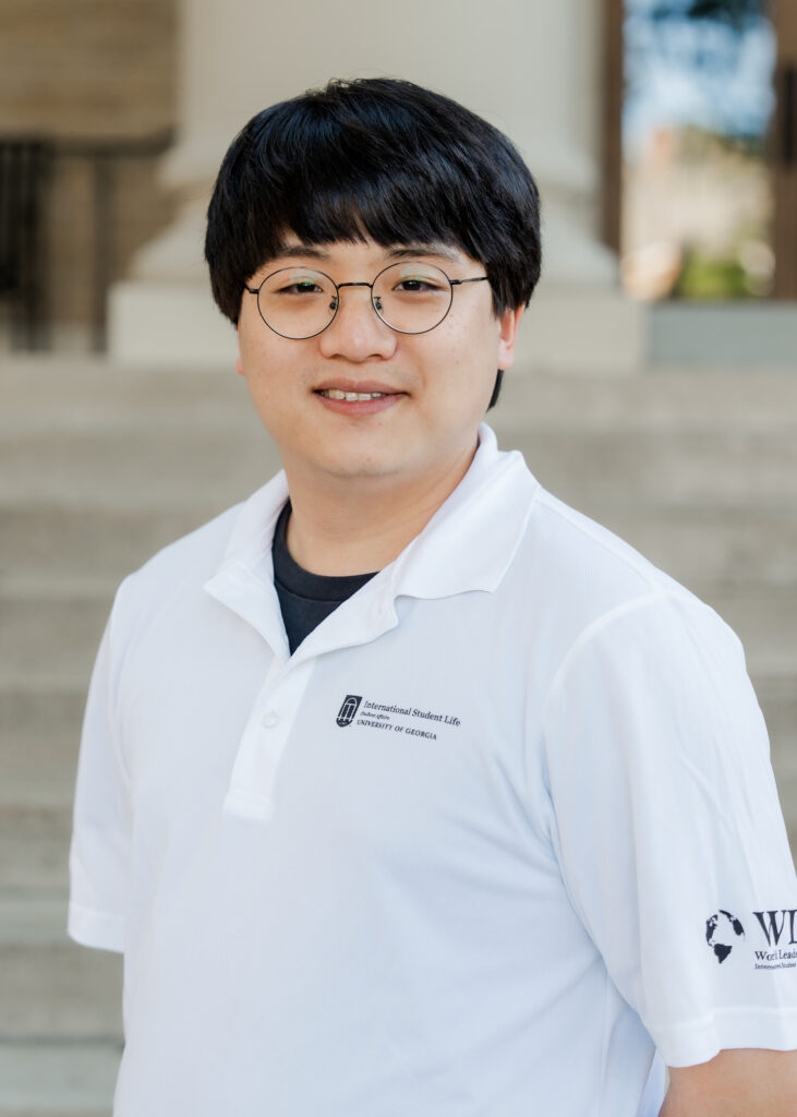 Gangjun Kim's portrait.